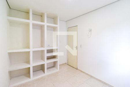 Casa para alugar com 2 quartos, 44m² em Parque Reboucas, São Paulo