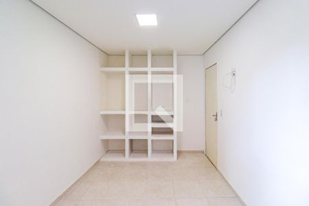 Casa para alugar com 2 quartos, 44m² em Parque Reboucas, São Paulo