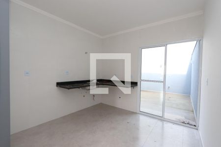 Casa para alugar com 85m², 2 quartos e 2 vagasCozinha