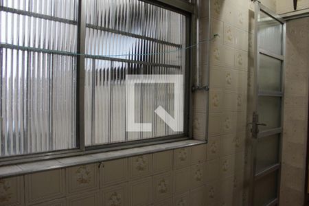 Apartamento à venda com 70m², 2 quartos e 1 vagaÁrea de Serviço