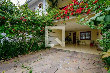 Casa à venda com 203m², 3 quartos e 3 vagasEntrada