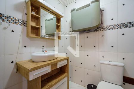 Casa à venda com 203m², 3 quartos e 3 vagasBanheiro 2