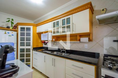 Casa à venda com 203m², 3 quartos e 3 vagasCozinha
