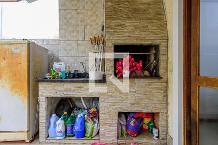 Casa à venda com 203m², 3 quartos e 3 vagasQuintal