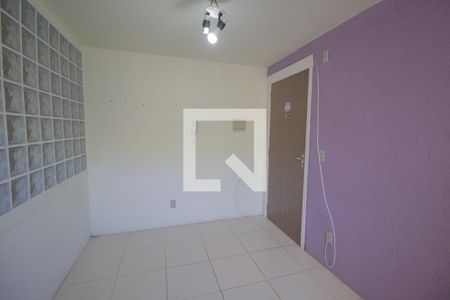 Sala de apartamento para alugar com 2 quartos, 50m² em Mário Quintana, Porto Alegre