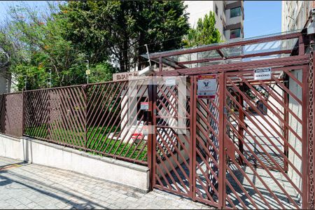 Apartamento para alugar com 51m², 2 quartos e 1 vaga Apartamento para alugar com 51m², 2 quartos e 1 vagaFachada