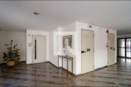Apartamento para alugar com 51m², 2 quartos e 1 vaga Apartamento para alugar com 51m², 2 quartos e 1 vagaHall de Entrada