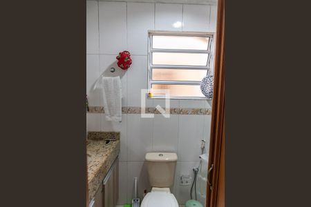 Casa para alugar com 150m², 3 quartos e 2 vagas Casa para alugar com 150m², 3 quartos e 2 vagasBanheiro