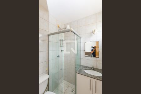 Apartamento à venda com 70m², 2 quartos e 1 vaga Apartamento à venda com 70m², 2 quartos e 1 vagaBanheiro da Suíte