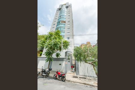 Apartamento à venda com 70m², 2 quartos e 1 vaga Apartamento à venda com 70m², 2 quartos e 1 vagaFachada