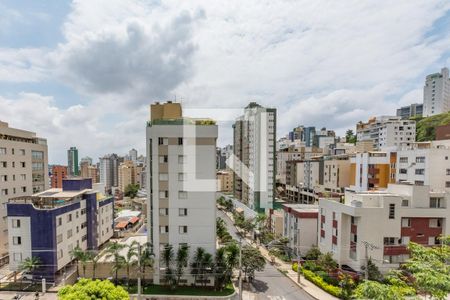 Apartamento à venda com 70m², 2 quartos e 1 vaga Apartamento à venda com 70m², 2 quartos e 1 vagaVaranda da Sala