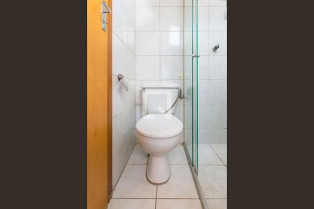 Apartamento à venda com 70m², 2 quartos e 1 vaga Apartamento à venda com 70m², 2 quartos e 1 vagaBanheiro da Suíte