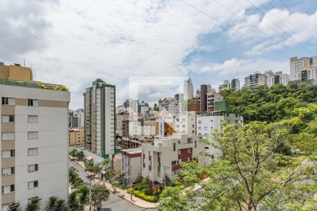 Apartamento à venda com 70m², 2 quartos e 1 vaga Apartamento à venda com 70m², 2 quartos e 1 vagaVaranda da Sala