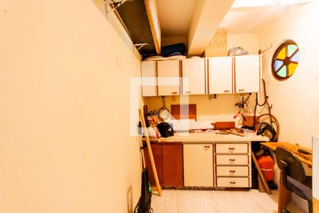 Casa à venda com 420m², 3 quartos e 8 vagas Casa à venda com 420m², 3 quartos e 8 vagasDepósito