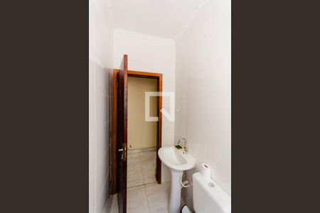 Casa à venda com 420m², 3 quartos e 8 vagas Casa à venda com 420m², 3 quartos e 8 vagasBanheiro de Serviço