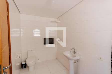 Casa à venda com 420m², 3 quartos e 8 vagas Casa à venda com 420m², 3 quartos e 8 vagasBanheiro da Suíte 2