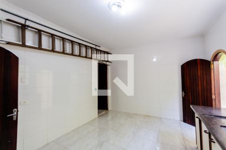 Casa à venda com 420m², 3 quartos e 8 vagas Casa à venda com 420m², 3 quartos e 8 vagasCozinha 2