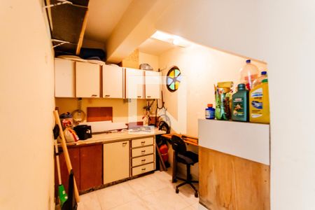 Casa à venda com 420m², 3 quartos e 8 vagas Casa à venda com 420m², 3 quartos e 8 vagasDepósito