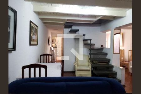 Casa à venda com 4 quartos, 150m² em Vila Ipojuca, São Paulo