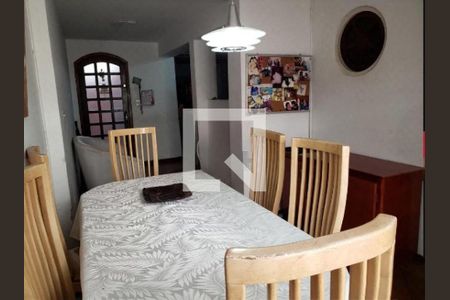 Casa à venda com 4 quartos, 150m² em Vila Ipojuca, São Paulo