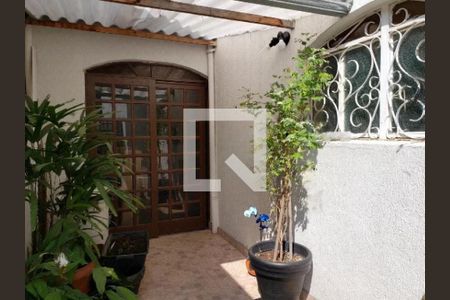 Casa à venda com 4 quartos, 150m² em Vila Ipojuca, São Paulo