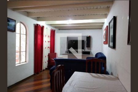 Casa à venda com 4 quartos, 150m² em Vila Ipojuca, São Paulo