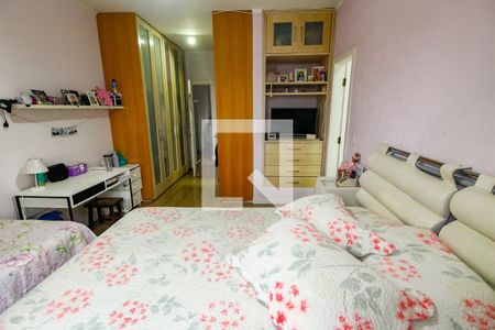 Casa à venda com 130m², 3 quartos e 3 vagasSuíte