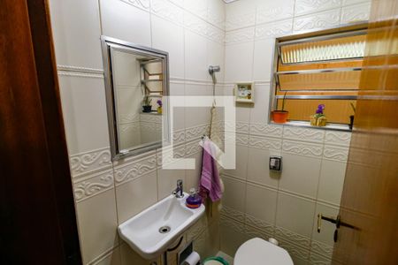 Lavabo de casa à venda com 3 quartos, 130m² em Jardim Monte Kemel, São Paulo