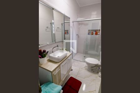 Casa à venda com 130m², 3 quartos e 3 vagasBanheiro Corredor