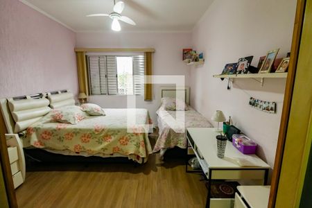 Casa à venda com 130m², 3 quartos e 3 vagasSuíte