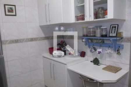 Apartamento à venda com 64m², 2 quartos e 1 vagaCozinha