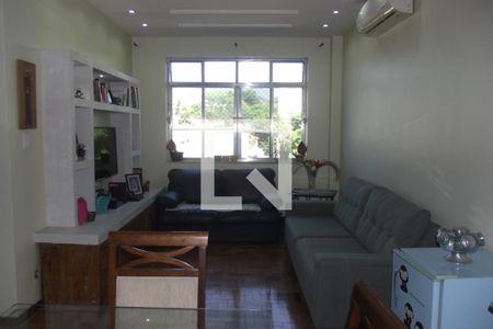 Apartamento à venda com 64m², 2 quartos e 1 vagaSala