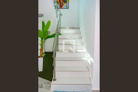 Casa para alugar com 180m², 4 quartos e 4 vagas Casa para alugar com 180m², 4 quartos e 4 vagasCirculação