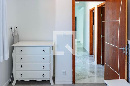 Casa para alugar com 180m², 4 quartos e 4 vagas Casa para alugar com 180m², 4 quartos e 4 vagasQuarto 01 (2º Andar)