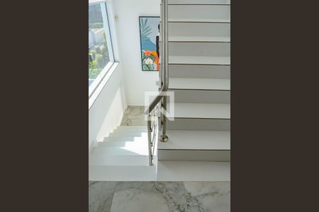 Casa para alugar com 180m², 4 quartos e 4 vagas Casa para alugar com 180m², 4 quartos e 4 vagasCirculação