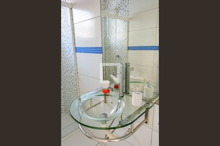 Casa para alugar com 180m², 4 quartos e 4 vagas Casa para alugar com 180m², 4 quartos e 4 vagasBanheiro 02 (1º Andar)