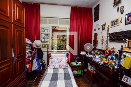 Apartamento à venda com 200m², 4 quartos e 1 vaga Apartamento à venda com 200m², 4 quartos e 1 vagaQuarto 2