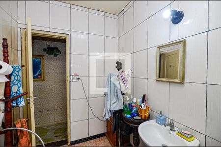 Banheiro de apartamento à venda com 3 quartos, 200m² em Centro, Niterói