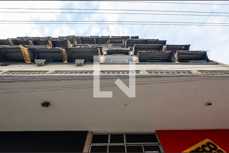 Apartamento à venda com 200m², 4 quartos e 1 vaga Apartamento à venda com 200m², 4 quartos e 1 vagaFachada