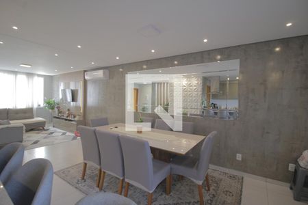 Sala de casa para alugar com 3 quartos, 250m² em Olaria, Canoas