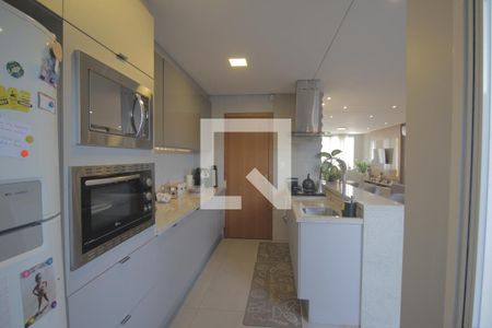 Casa para alugar com 250m², 3 quartos e 2 vagasCozinha