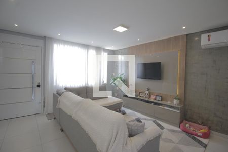 Sala de casa para alugar com 3 quartos, 250m² em Olaria, Canoas