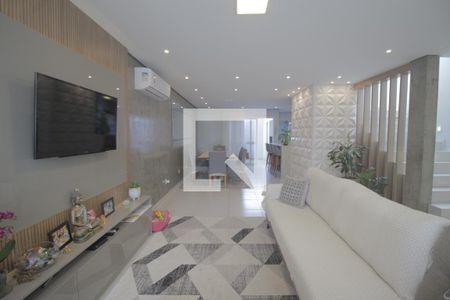 Sala de casa para alugar com 3 quartos, 250m² em Olaria, Canoas