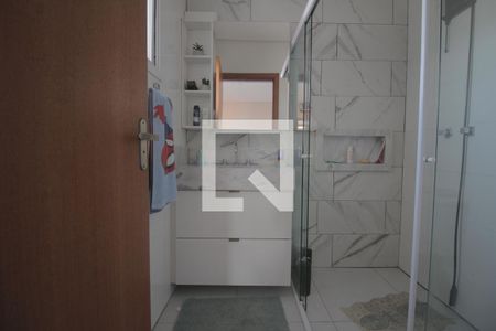 Casa para alugar com 250m², 3 quartos e 2 vagasBanheiro