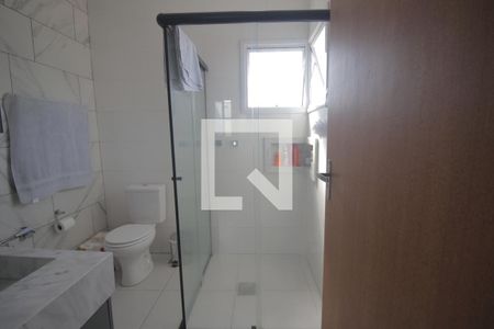 Casa para alugar com 250m², 3 quartos e 2 vagasBanheiro da Suíte