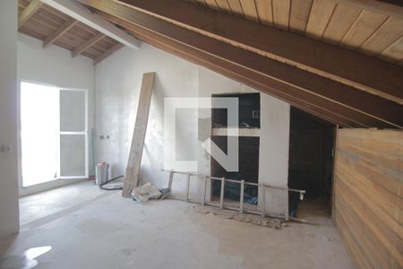 Casa para alugar com 250m², 3 quartos e 2 vagasSotão