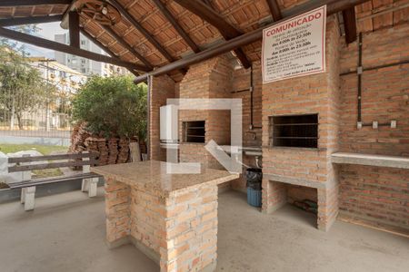 Apartamento para alugar com 60m², 2 quartos e sem vagaÁrea comum - Churrasqueira