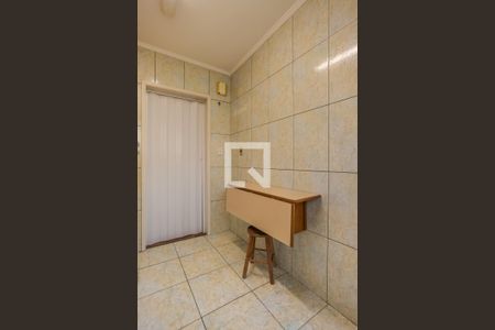 Apartamento para alugar com 60m², 2 quartos e sem vagaCozinha e Área de Serviço