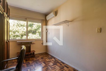 Quarto 2 de apartamento para alugar com 2 quartos, 60m² em Vila Ipiranga, Porto Alegre