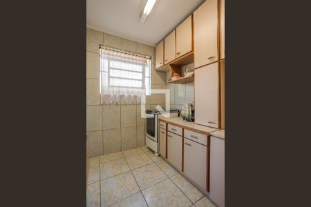 Apartamento para alugar com 60m², 2 quartos e sem vagaCozinha e Área de Serviço